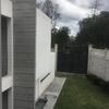 Vista hacia jardín literal