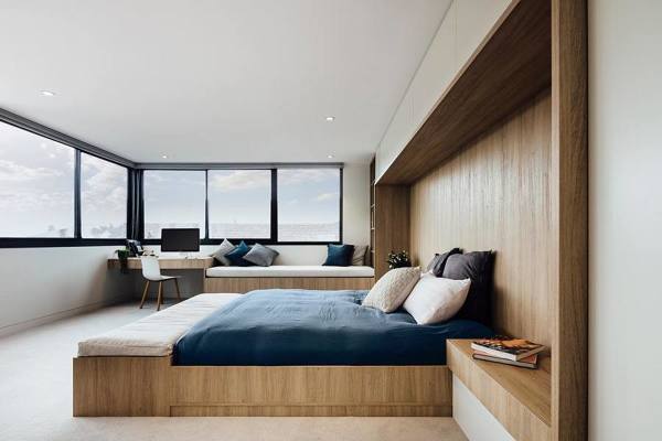 ¿Cuántos metros tiene esta habitación?