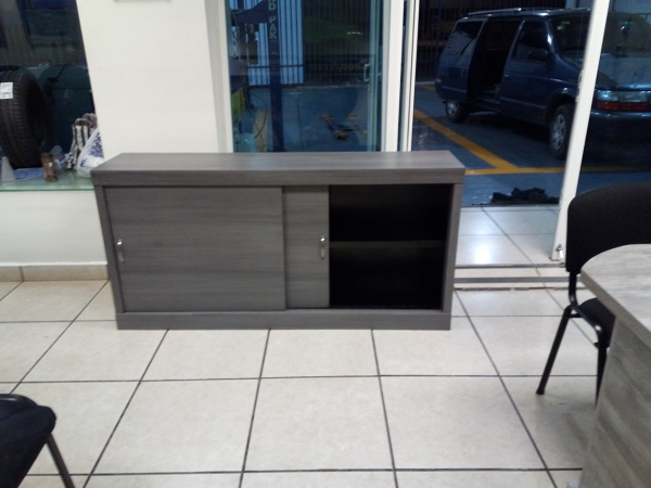 ¿Qué precio tiene el mueble de la imagen?